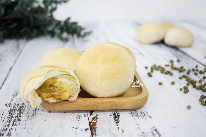 酥到掉渣的绿豆饼说说,酥到掉渣的绿豆酥饼图片