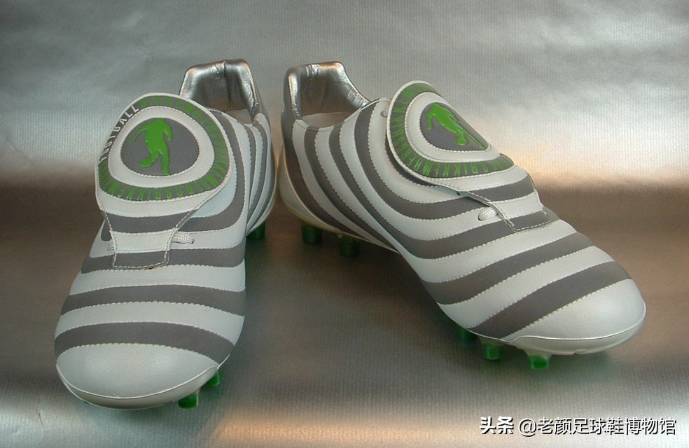 武磊二十四号球衣照片,武磊西班牙人7号球衣特写