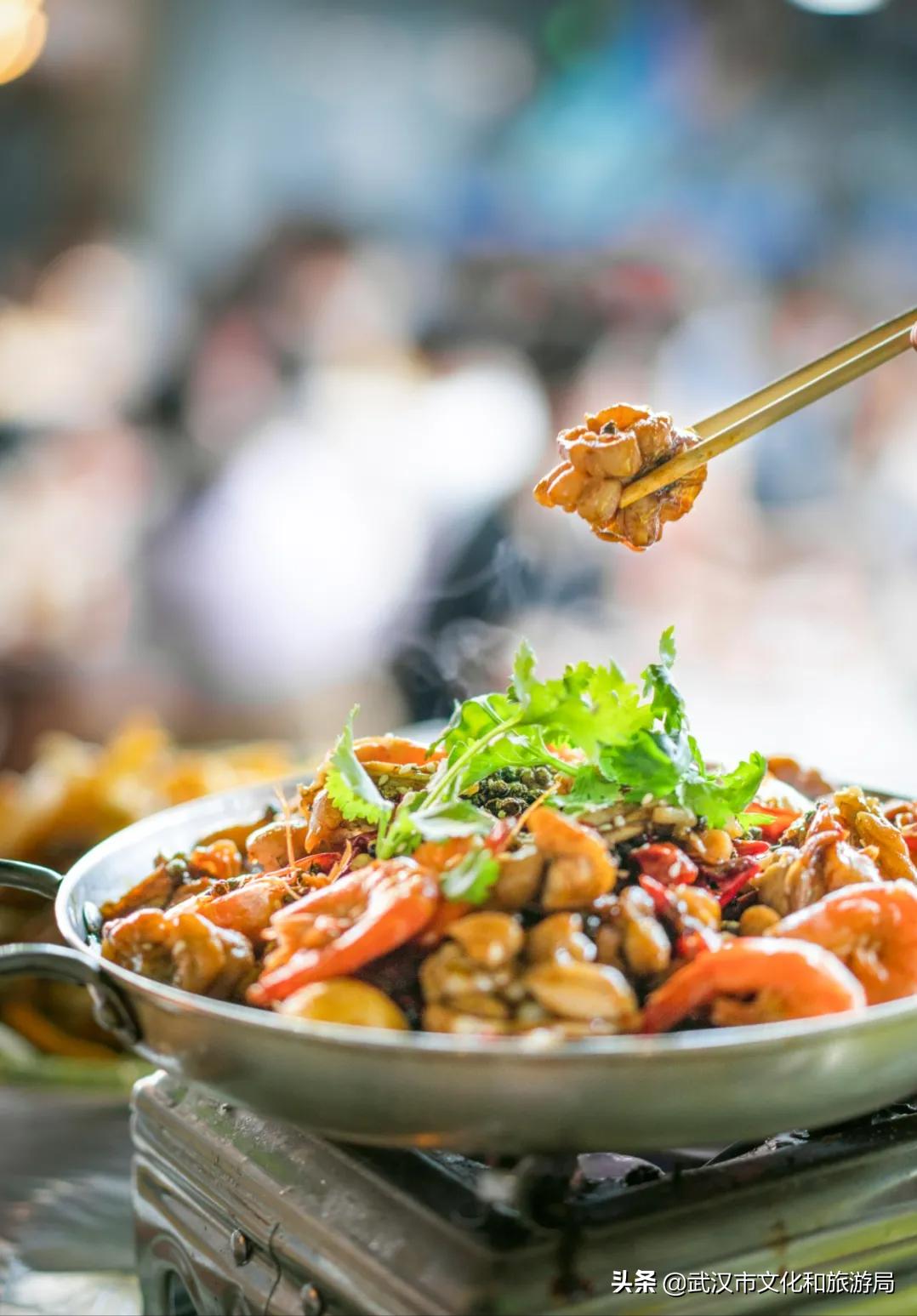 武汉樱花开完整版视频,武汉东湖樱花开的视频