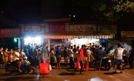 瞒不住了！这个国家感染人数可能破5亿！上千万人或丧命！