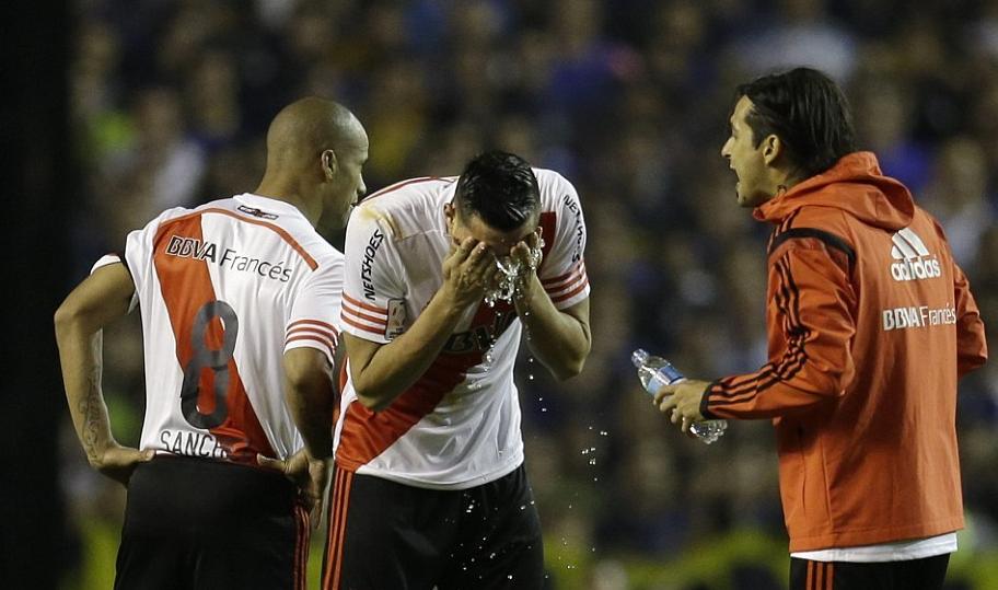 回顾欧洲近年足坛暴力事件,回顾欧洲足坛今年暴力事件