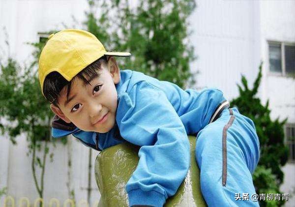 孩子多动不能安静的坐着怎么回事,小孩好动静不下来吃什么药