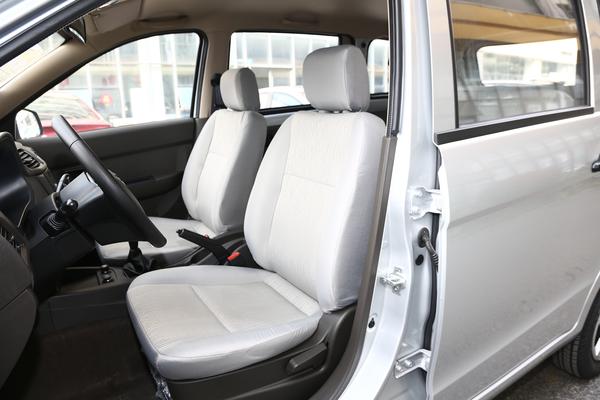 目前五菱宏光最新款多少钱,五菱宏光评价怎么样