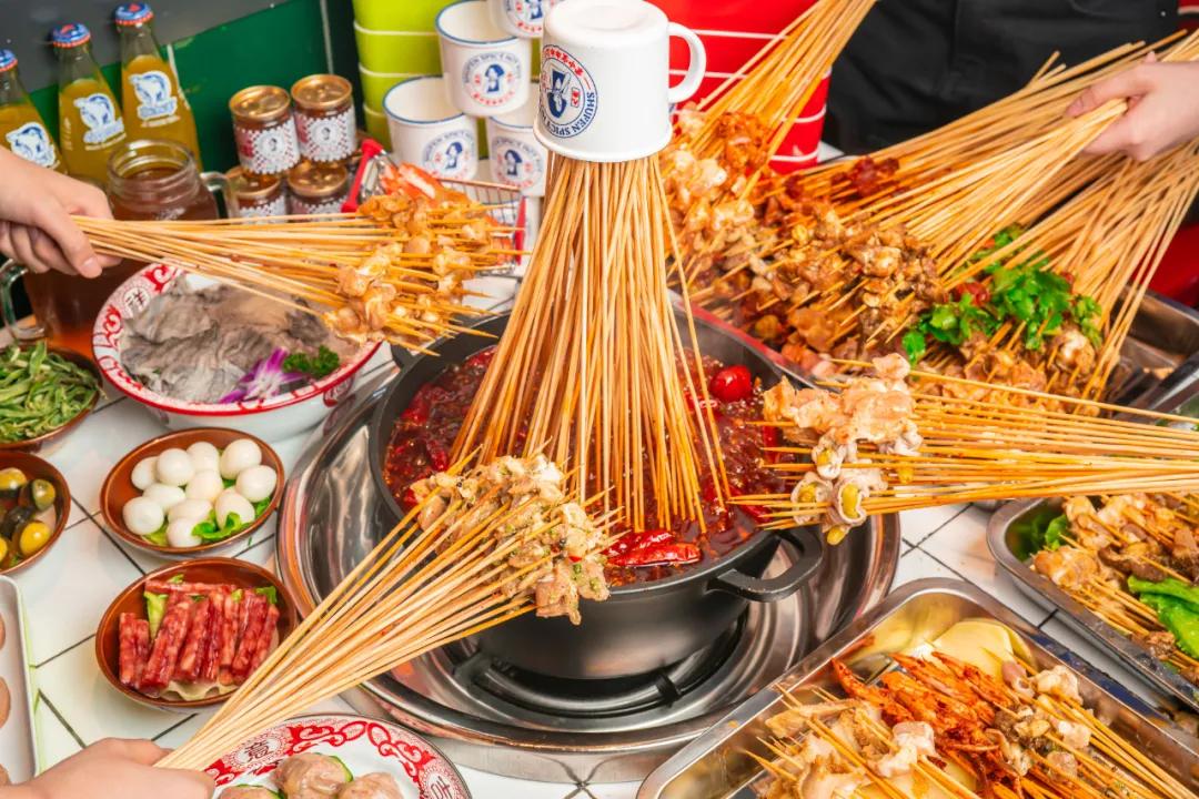 重庆串界一姐来昆明，5种口味掌中宝一次200串