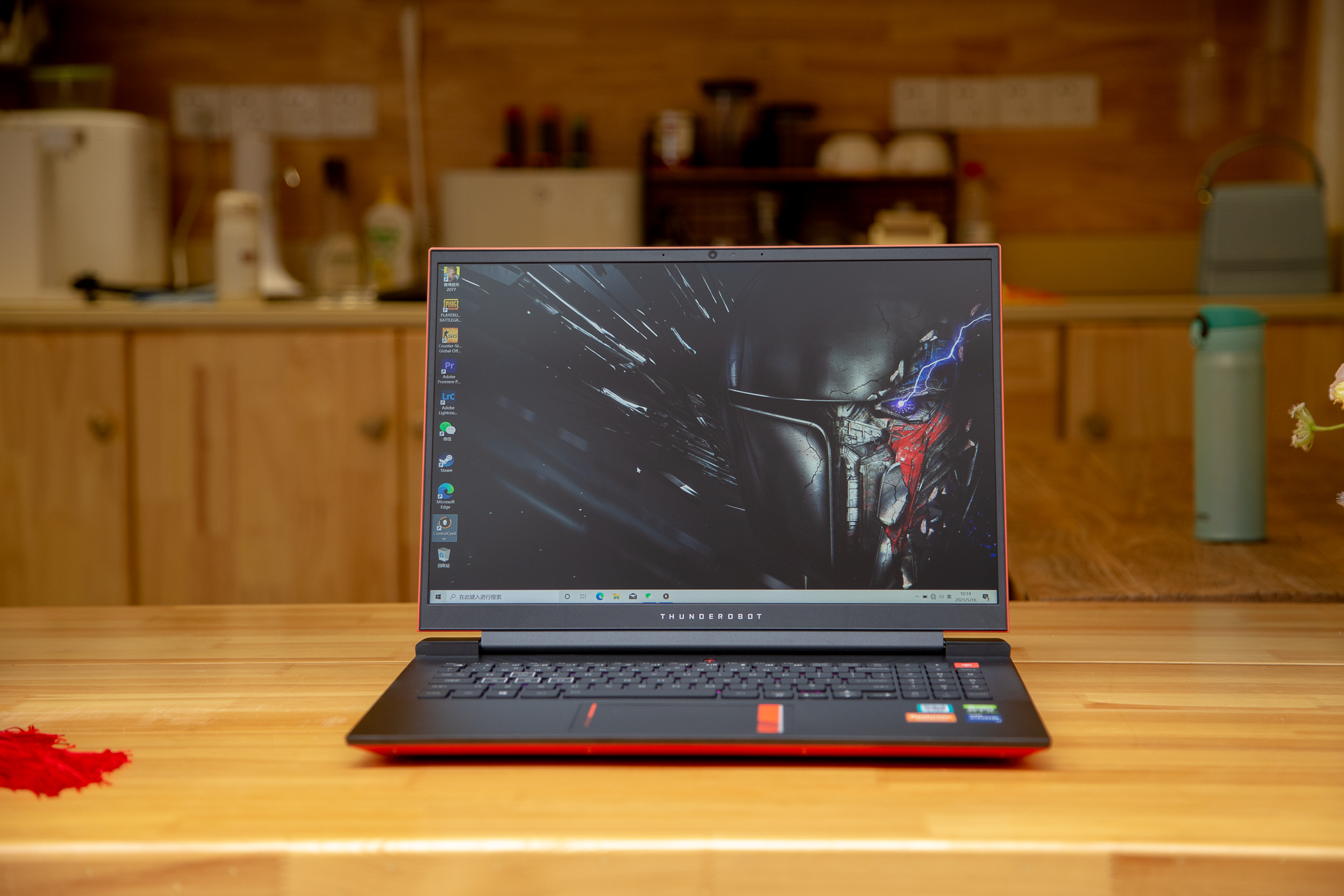 雷神zeror5800h和11800,雷神zero12700h3070ti测评