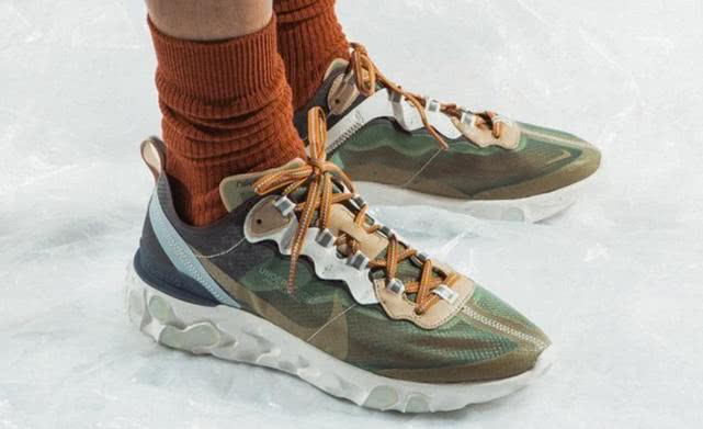 你的鞋柜里有这么一双小脏鞋吗,你的鞋柜里有几双凉鞋