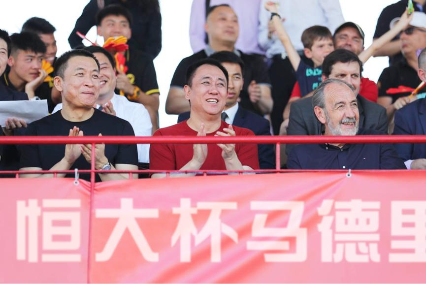 恒大老板许家印做这件事连年亏钱却仍坚持网友：佩服