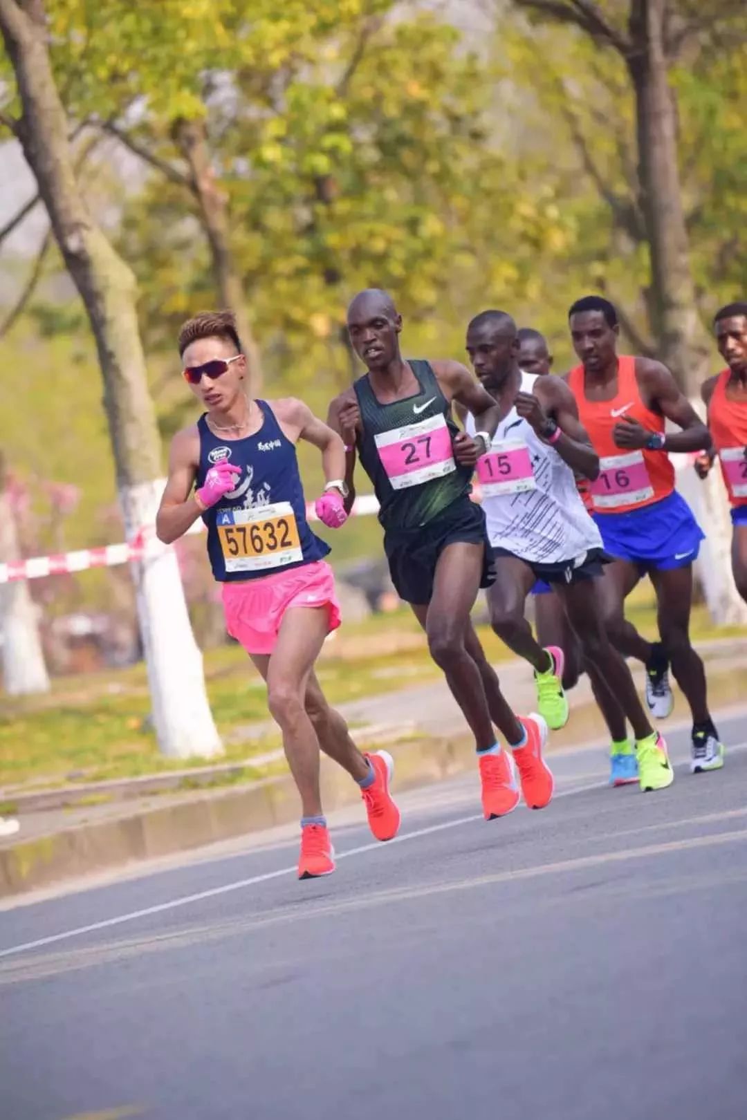 中国全马破220运动员有多高,中国全马排名前十名