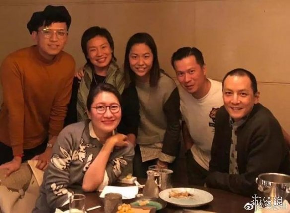 男神们都老了,吴彦祖赵本山对比照