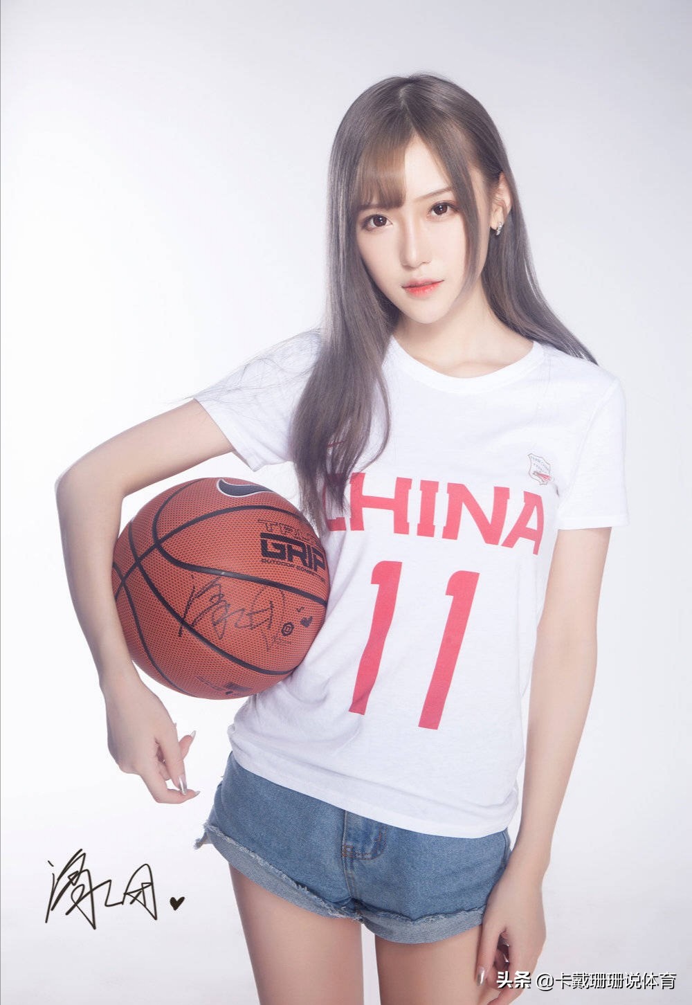 腐团儿穿衣视频,腐团儿穿球衣