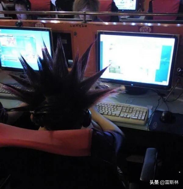 中国网吧vs印度网吧,中国网吧网速快吗