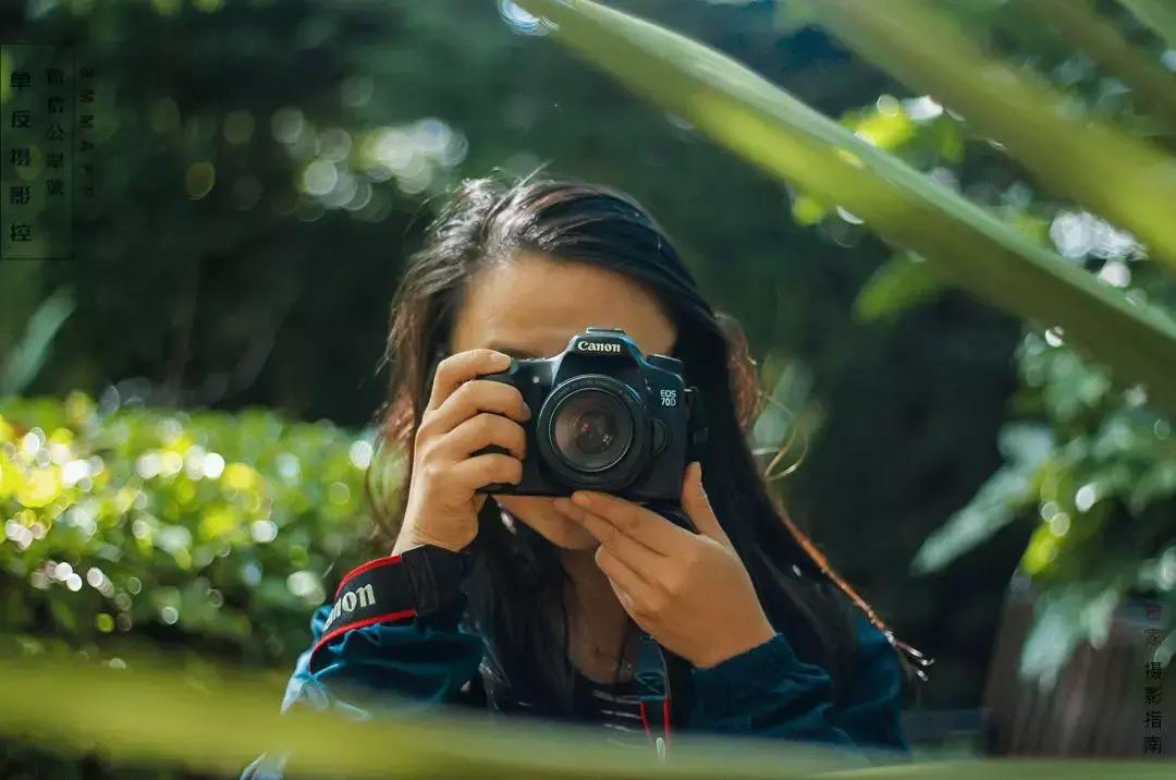 快门调快了照片很黑怎么办,快门光圈感光度白平衡曝光补偿