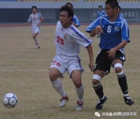 足球球员励志故事中国,足球人物励志故事