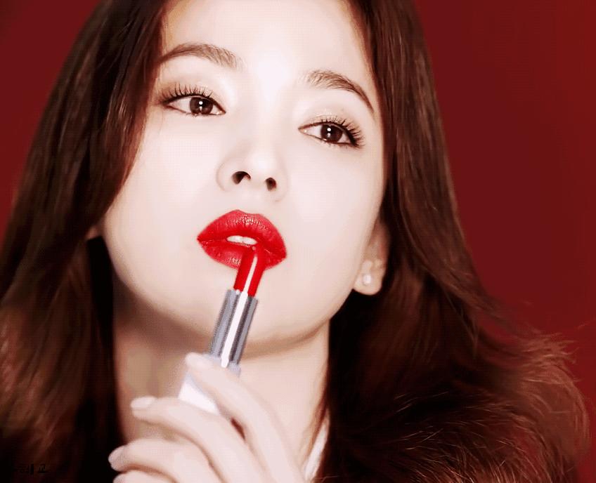 跨年夜第一支口红,适合跨年送的口红