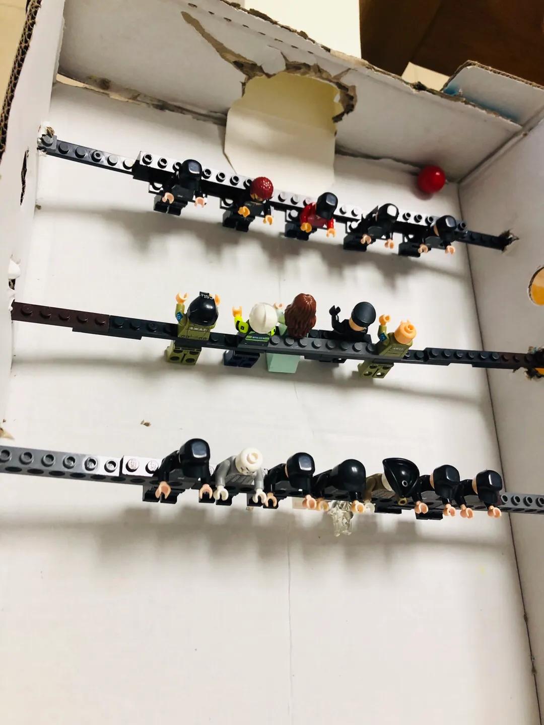 儿童手工制作桌上足球,幼儿园自制桌上足球