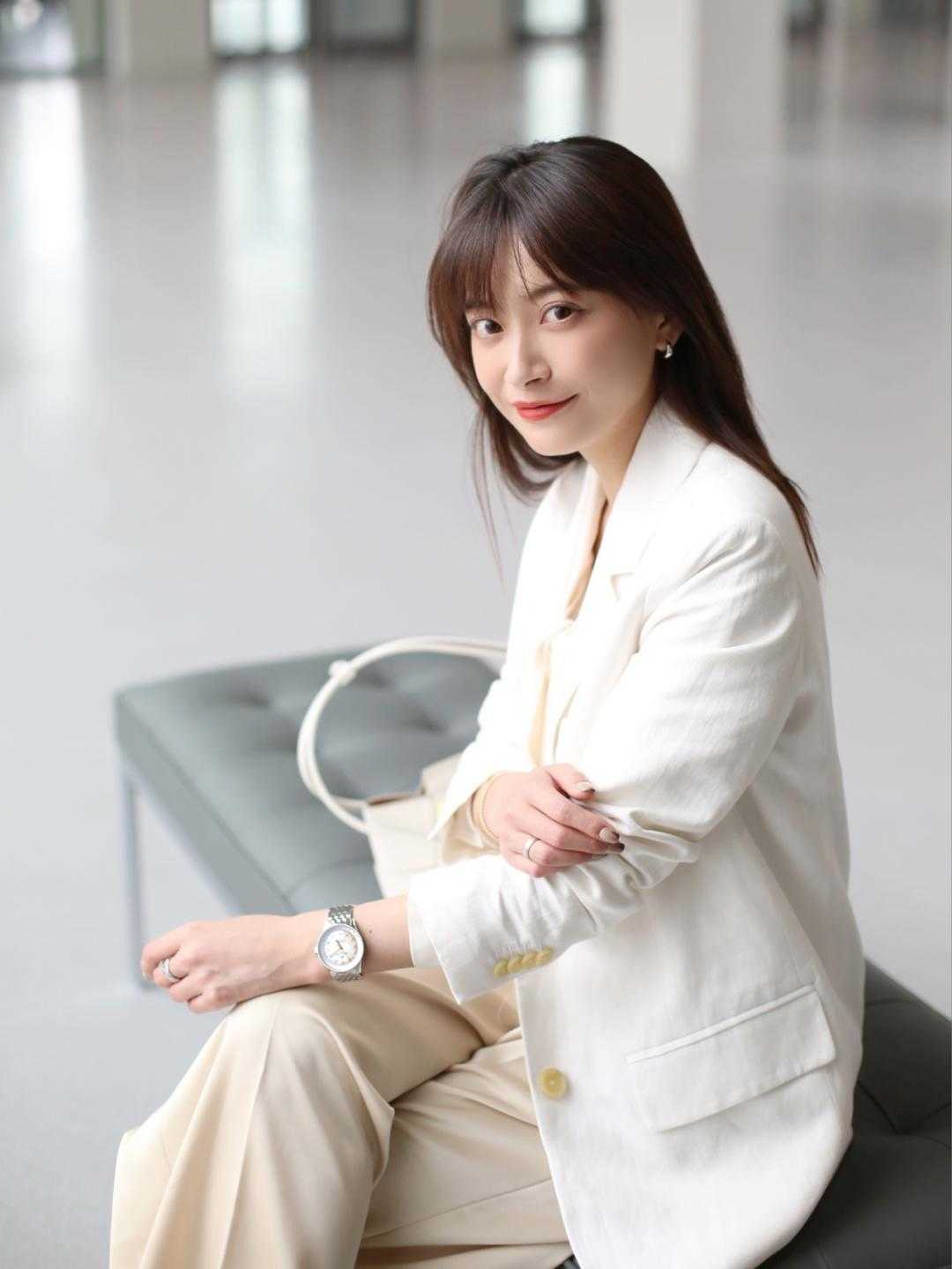 这款窄版阔腿裤百搭又时尚,纵享柔滑垂感清凉百搭休闲阔腿裤