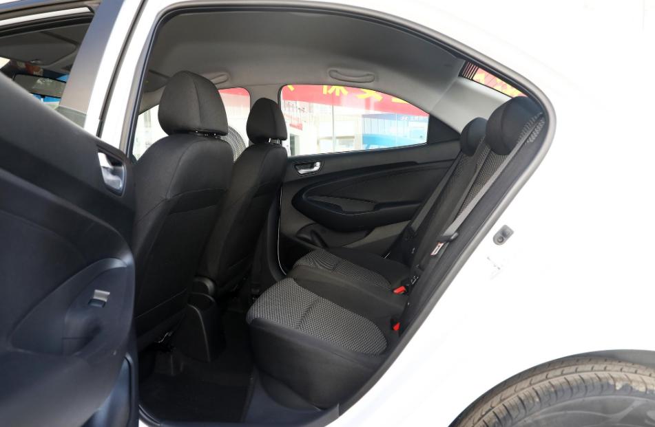 现代瑞纳省油吗,现代最便宜的车瑞纳