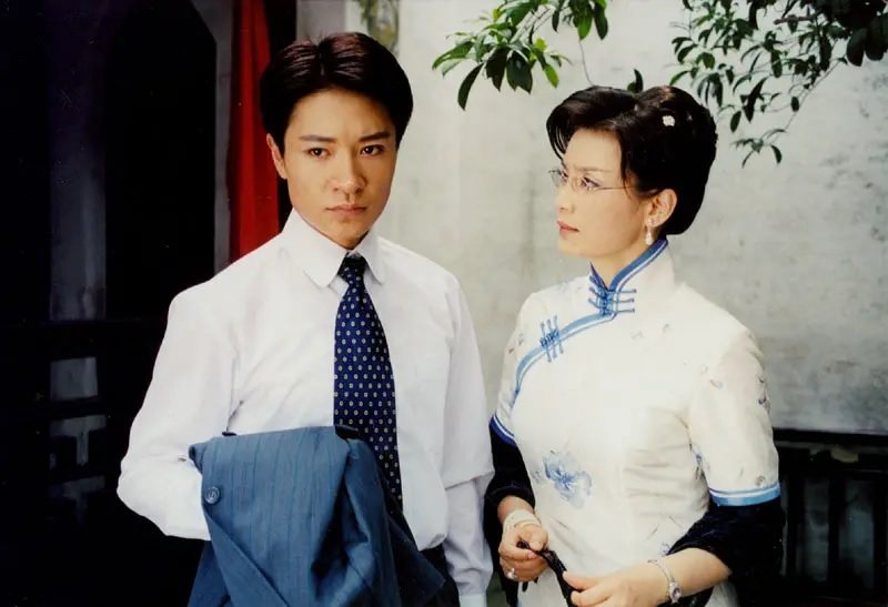 一脚定江山男主现状,一脚定江山男一号