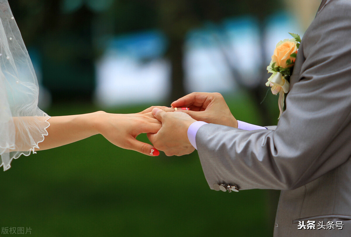 婚礼互动音乐活跃气氛,婚礼放错音乐视频大全