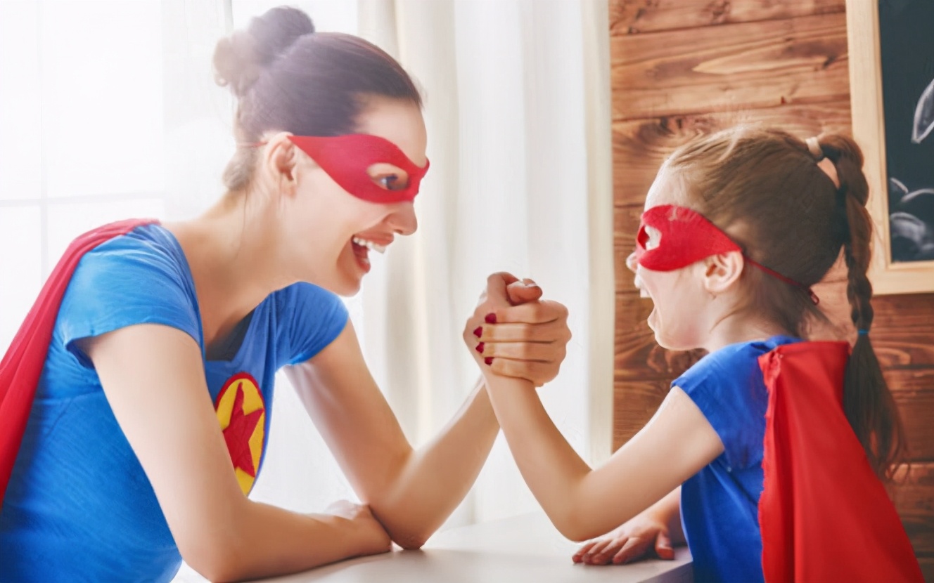 陪孩子玩游戏有什么好方法,怎么才能让孩子疯玩