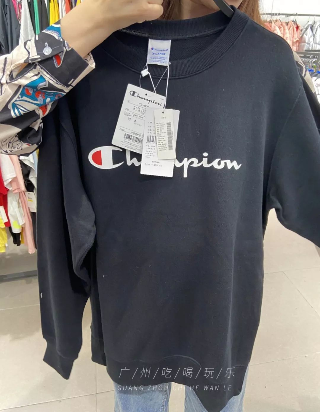 2折买NIKE!唯品会线下店打折!PUMA、Levis、大牌通通白菜价!