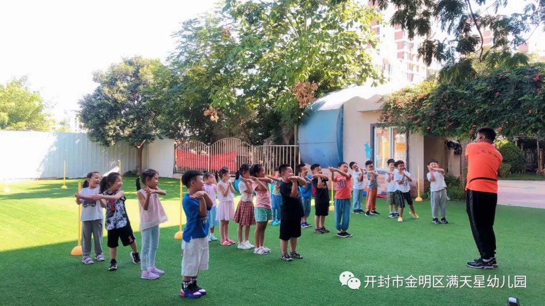 幼儿园开学第一周精彩掠影,幼儿园开学第一周快乐时光