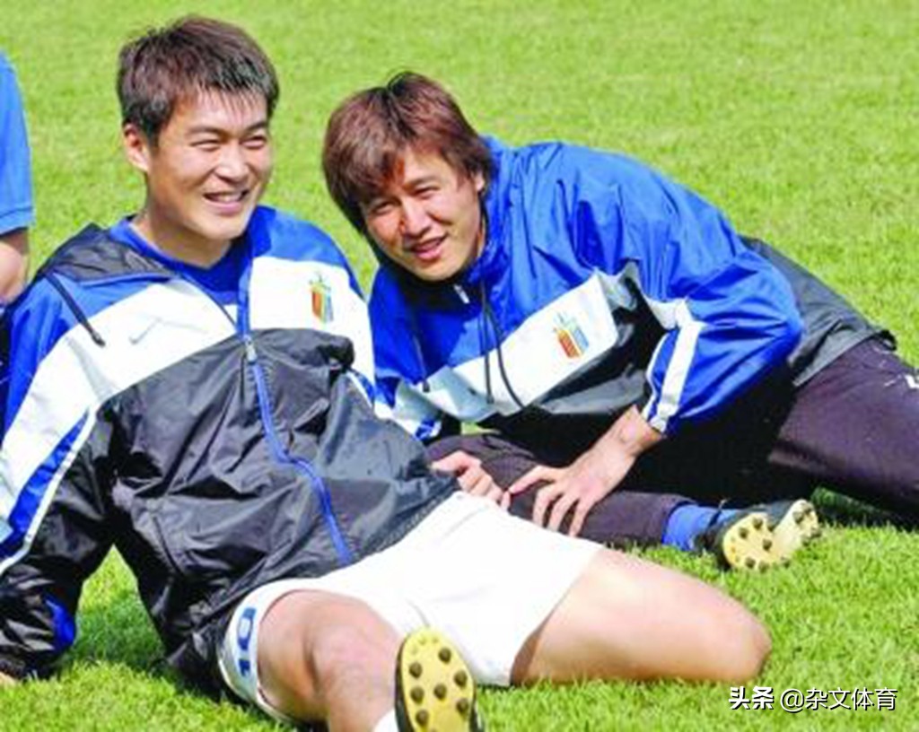 47岁前国脚迷途知返！曾击败齐达内获得季军，出狱后仍关注足球