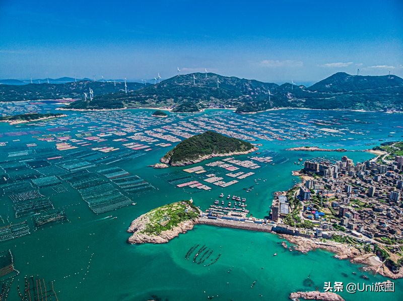 冬日里一片海蓝,颜值爆表的小渔村,不愧为网红打卡地