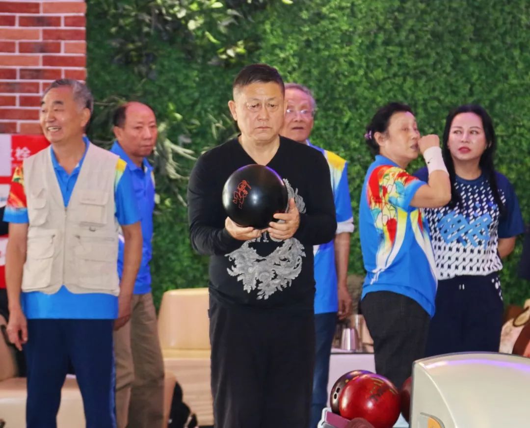 「产业联盟」陕西省保龄球协会,中老年队友谊赛在渭南和运动保龄馆欢乐开启