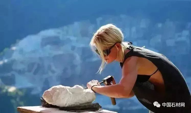 鱼肚白大理石贵不贵,鱼肚白的大理石贵吗