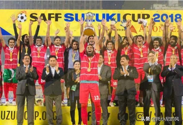 浜氭床鍚勫浗瓒崇悆鑱旇禌,浜氭床瓒崇悆涓栫晫浜斿ぇ鑱旇禌