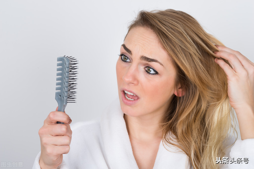 头发一抓一大把脱发严重怎么办,头发每天一大把一大把的掉怎么办