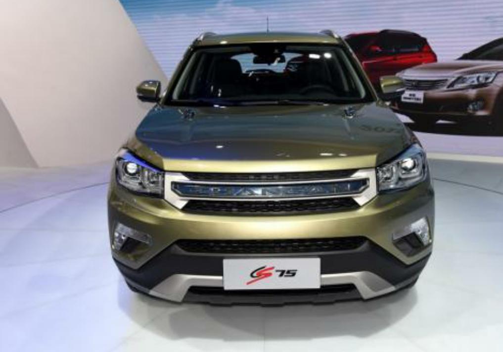 长安欧尚x7plus和宝骏530哪个更好,宝骏和长安哪个发动机好些