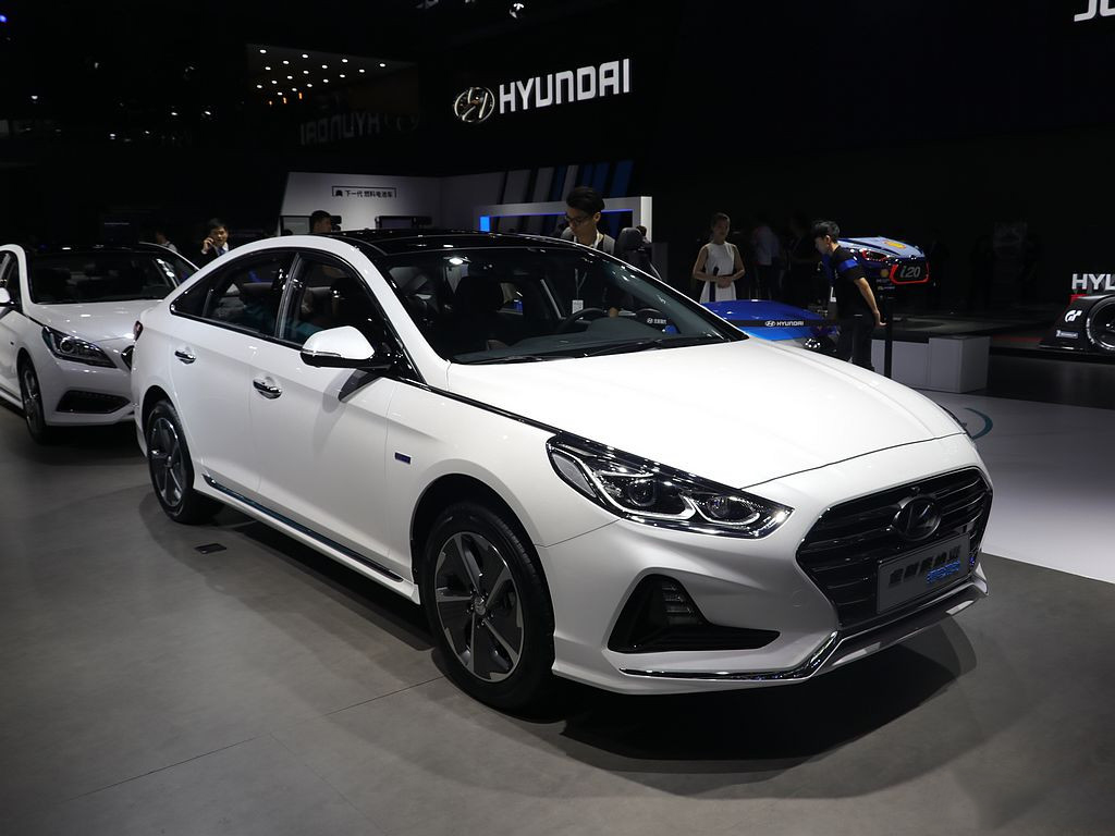 索九买混动还是2.0,索九混动