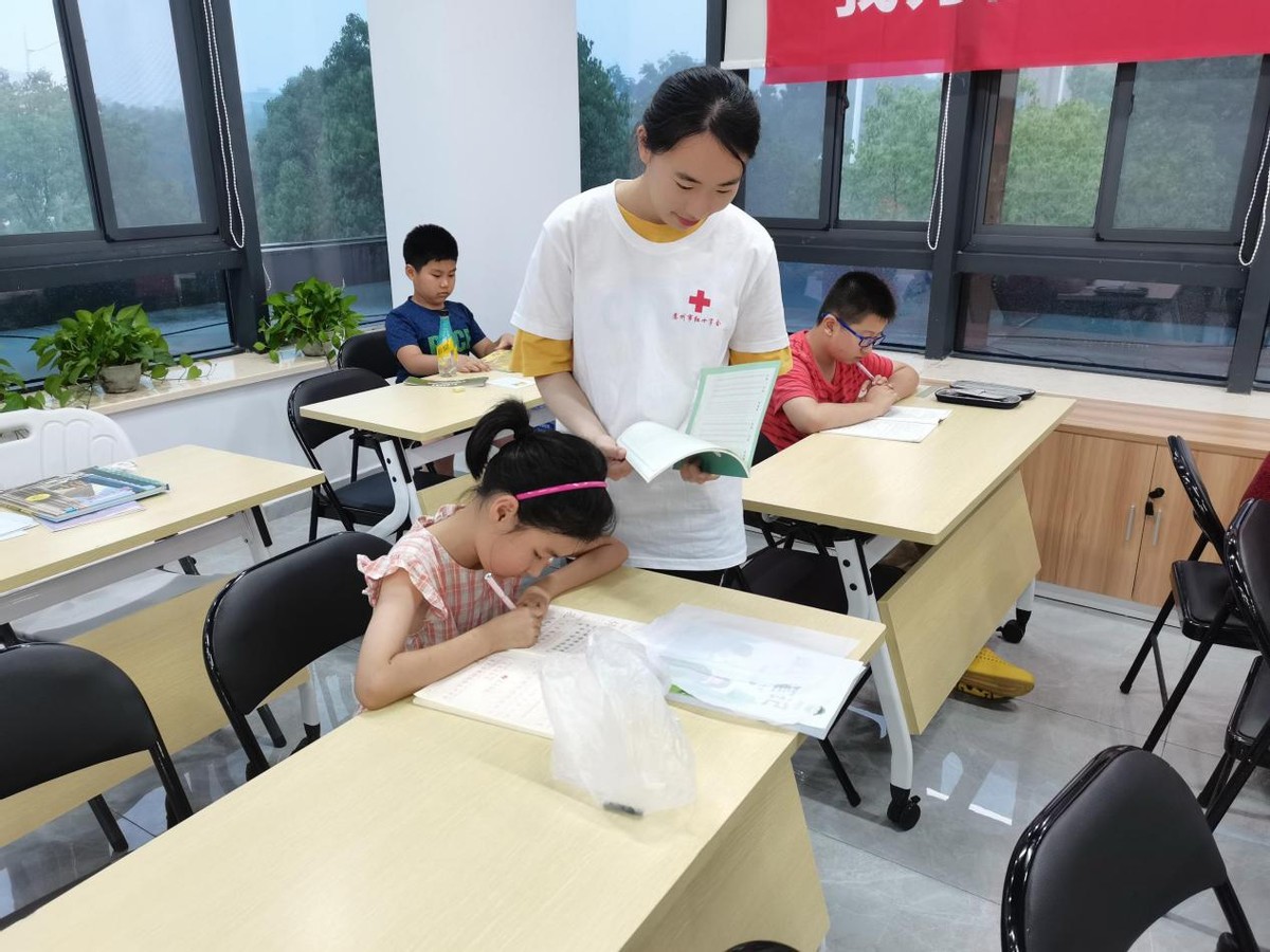 永远跟党走护航新征程心得,永远跟党走传承红色精神