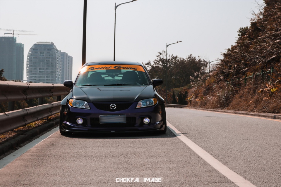 几几年的马自达323最好看,亲手打造超级车