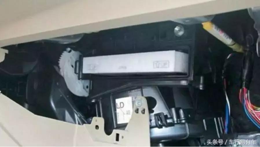 汽车空调滤芯更换周期,五菱宏光s空调滤芯更换视频