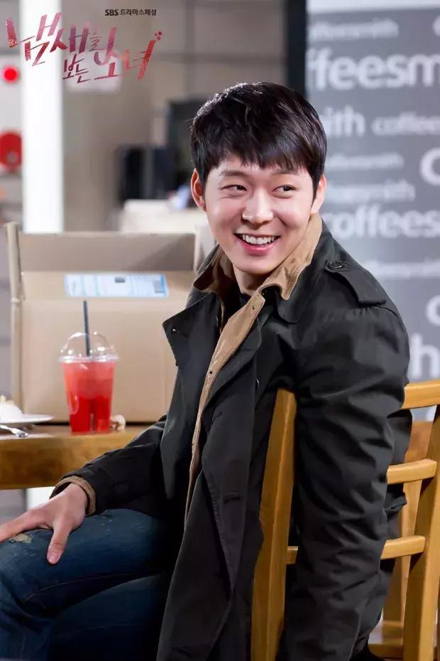 拯救发际线高额头大的发型,发际线大额头宽适合什么发型