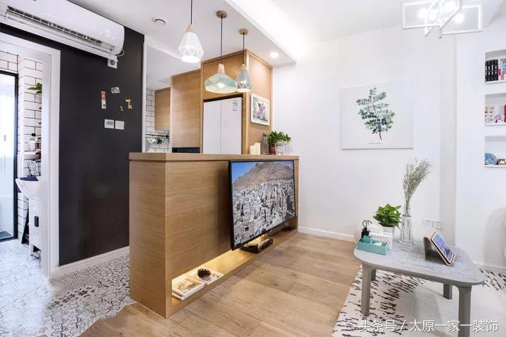 60平北欧小两居室，床头柜非常有设计感！
