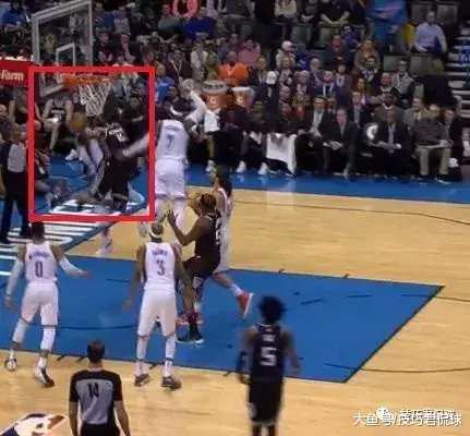 一步过掉皮尔斯隔扣加内特,一步过掉哈登单手上篮