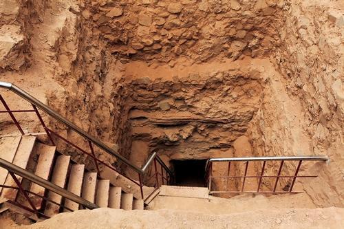 九层妖塔真正原型,九层妖塔墓之谜