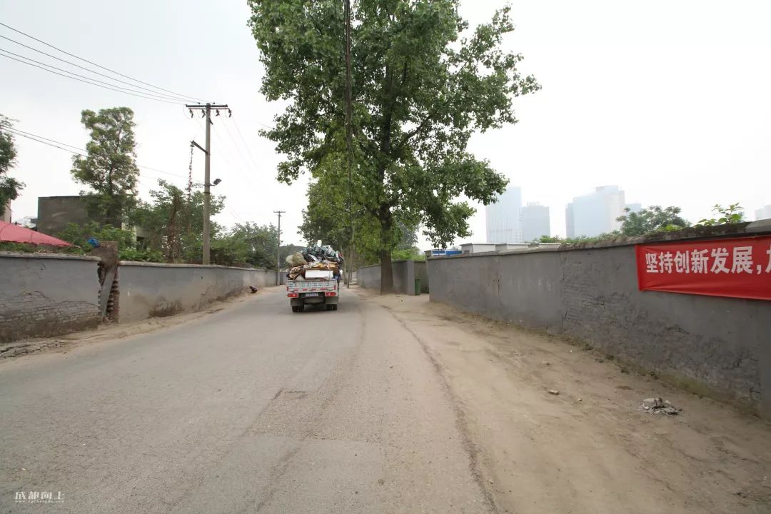 锦江区的核心地段，没想到现在是这样