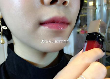 cpb奢华艳光唇釉试色,cpb艳光104口红试色