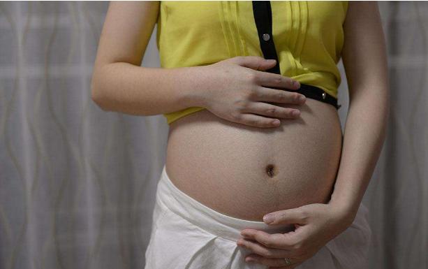 怀孕放屁多又臭是怎么回事,怀孕放屁多又臭怎么回事