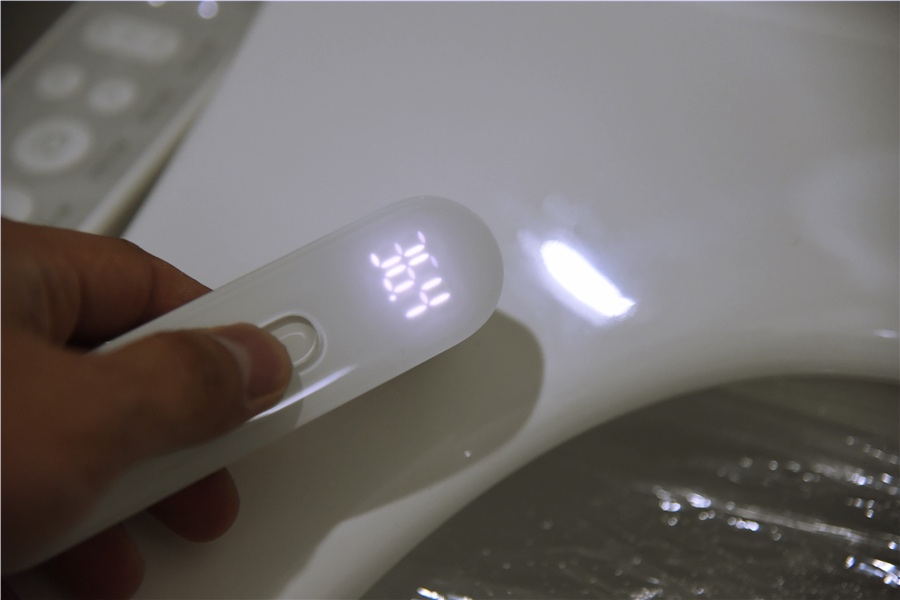 智能马桶盖热水冲洗和加热,智能即热冲洗马桶盖