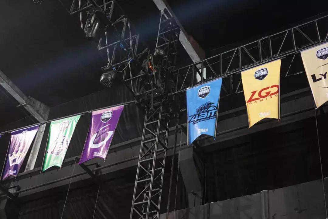 全民吃鸡贺岁杯决赛第二场解说,全民吃鸡贺岁杯总决赛的质疑