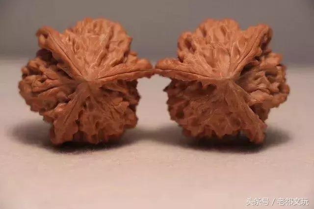 文玩核桃盘黑了有什么补救方法吗,文玩核桃不盘的时候要放袋子里吗