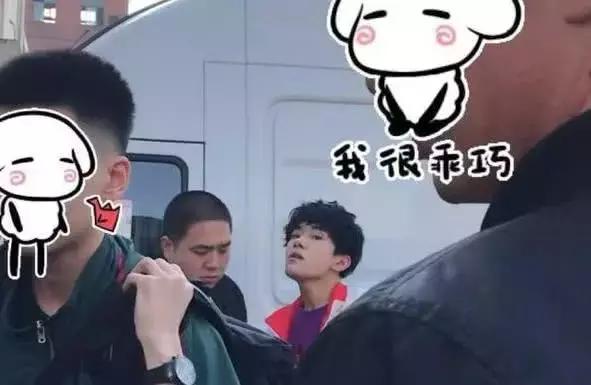 鹿晗关晓彤王源王俊凯易烊千玺,王俊凯王源易烊千玺鹿晗哭的样子