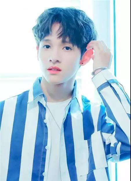 男生今年烫发流行什么发型,男生烫发发型推荐蓬松韩式好打理