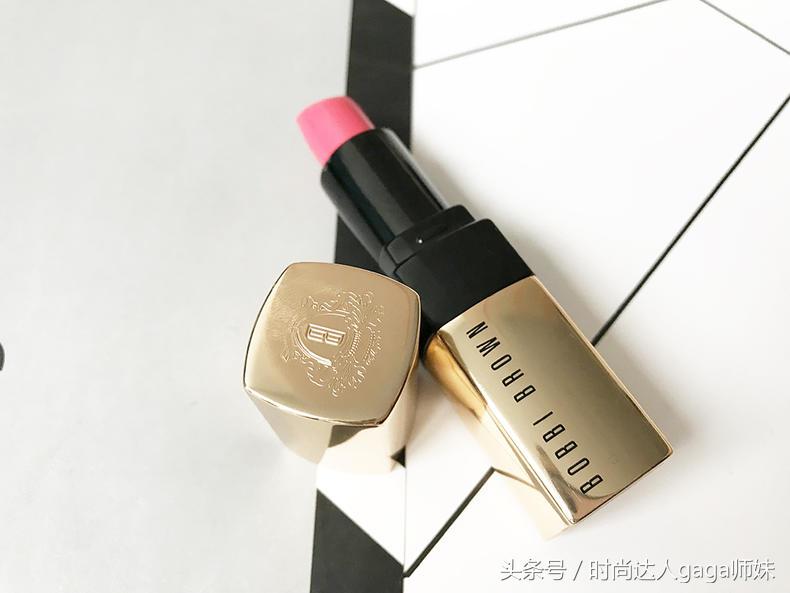 芭比波朗的唇蜜怎么辨别,芭比波朗口红试色28